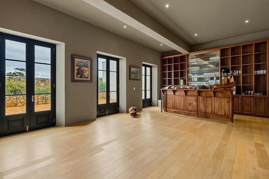 5 Bedroom Property for Sale in Somerset West Rural Western Cape